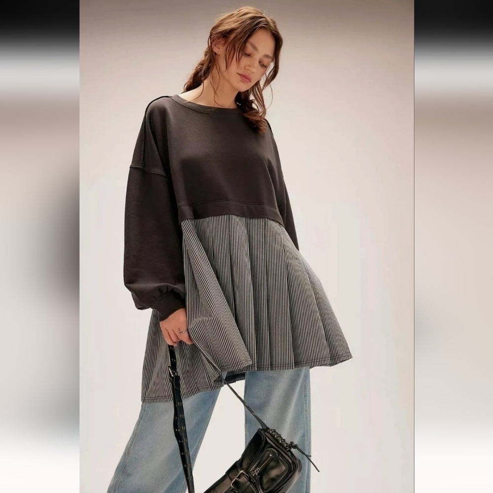 Free People - Eleanor Striped Crew Neck Long Sleeve Pleated Sweatshirt/dress